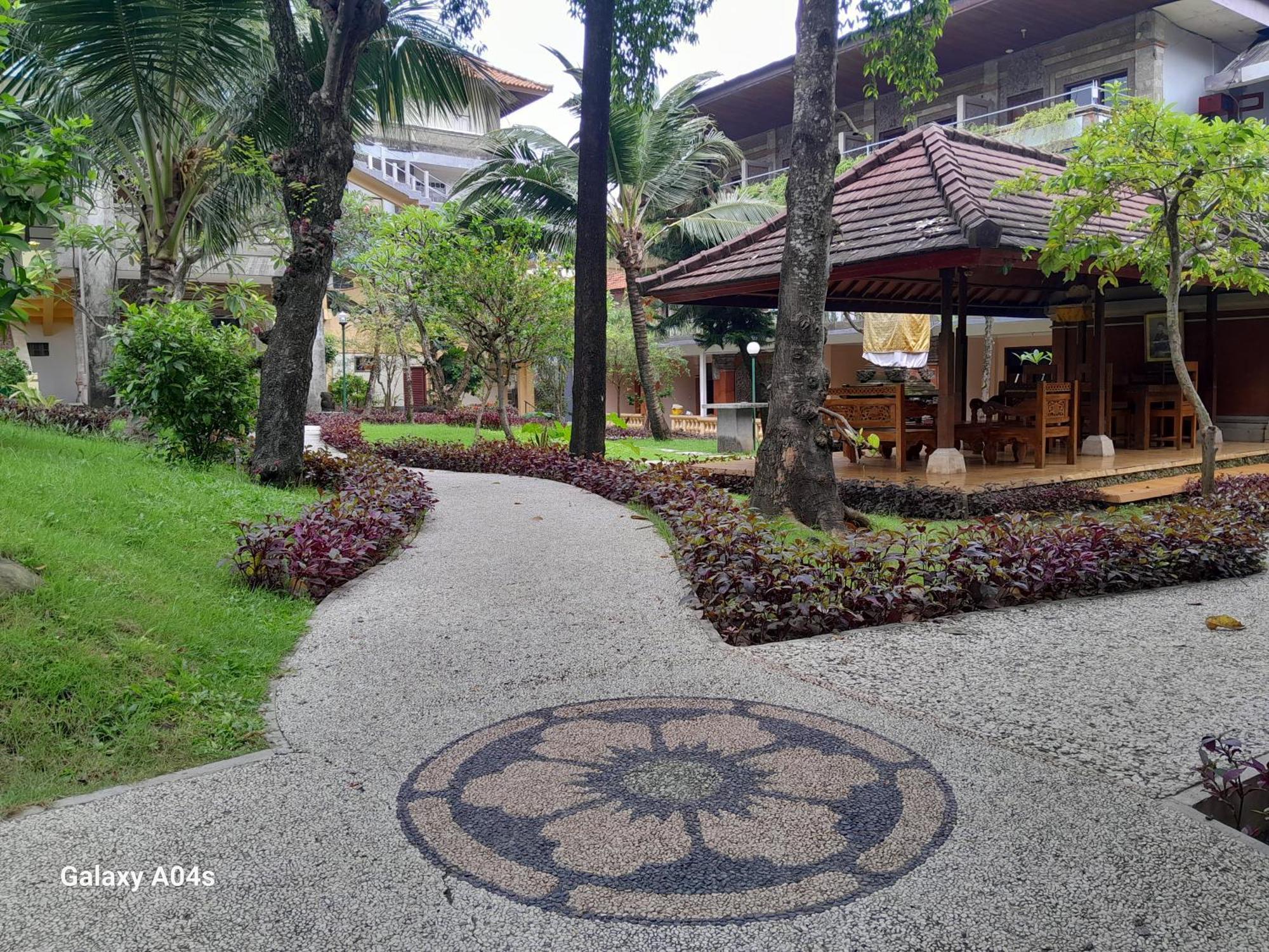Melasti Kuta Bungalows & Spa Buitenkant foto