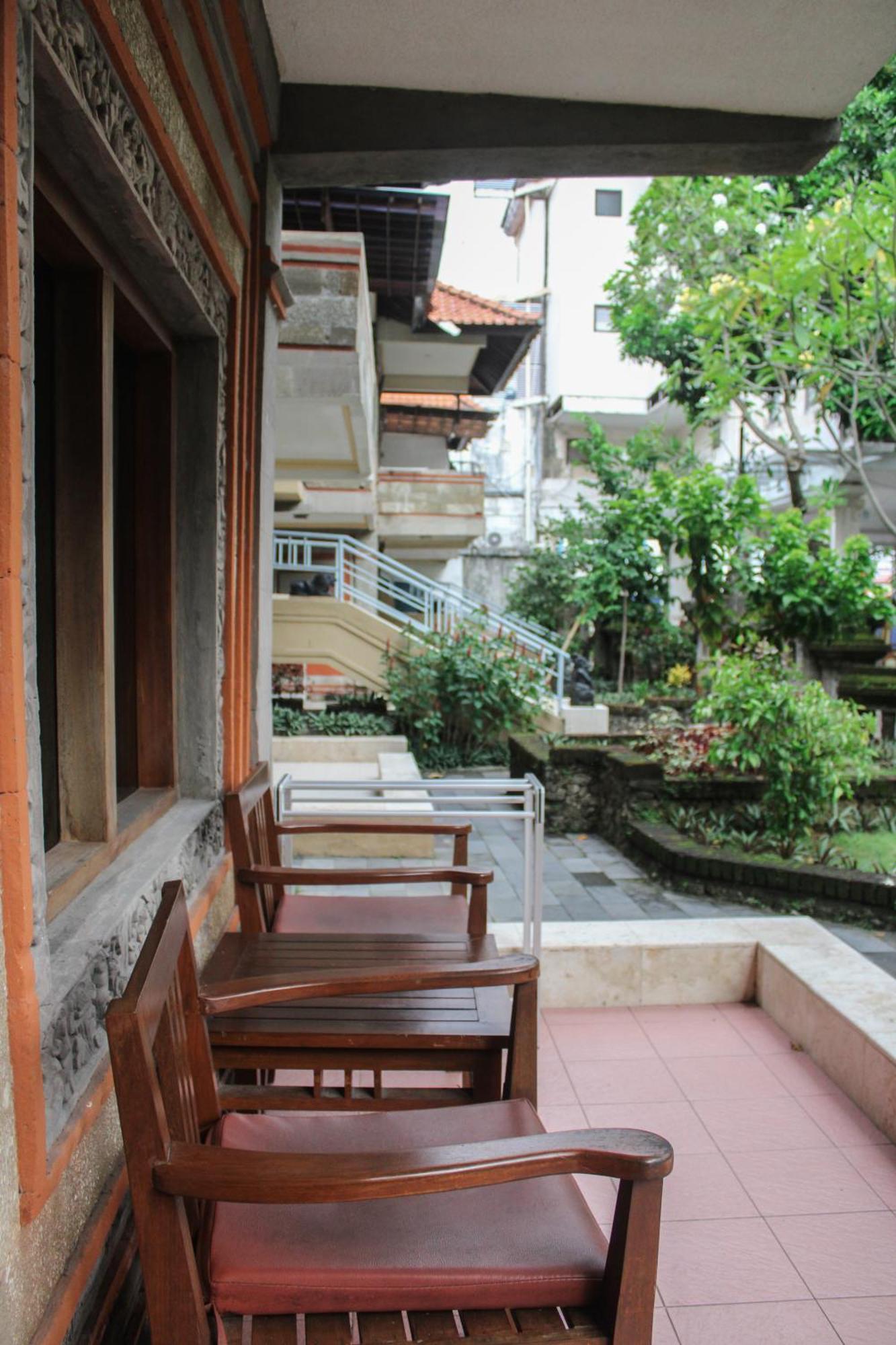 Melasti Kuta Bungalows & Spa Buitenkant foto